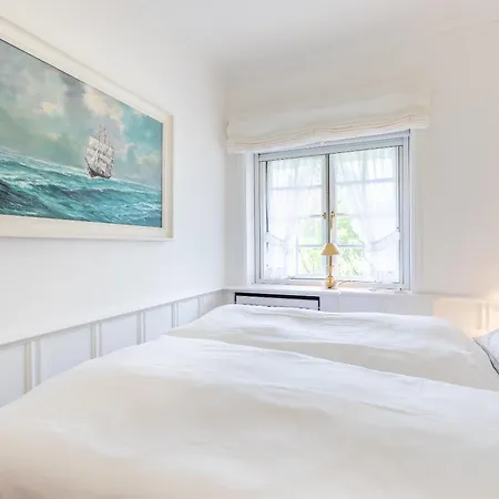 Lueuev Hooge * Keitum