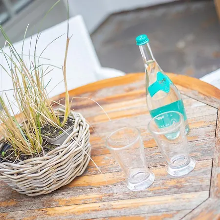 Lueuev Hooge Διαμέρισμα *