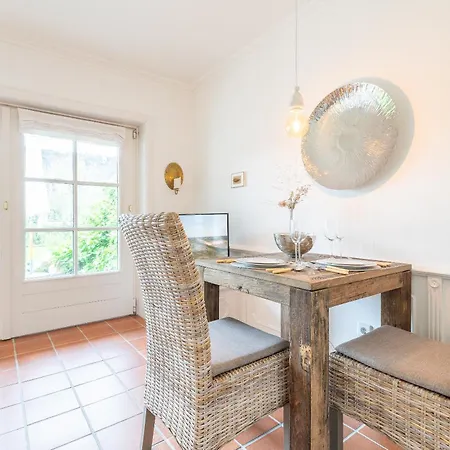 Lueuev Hooge Apartment Keitum